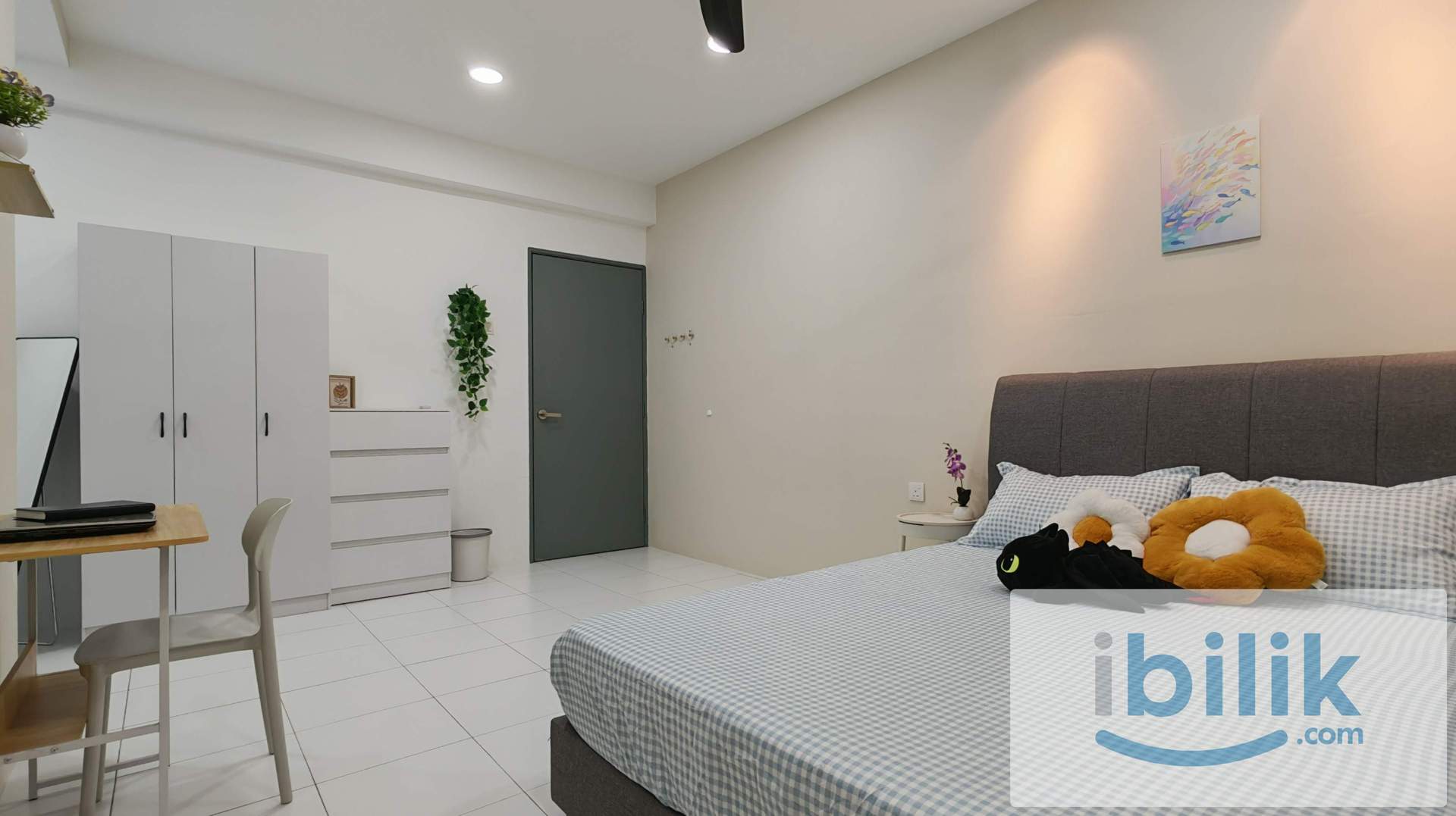 MASTER ROOM at Palma Laguna | Chinese Female Unit - Image 2