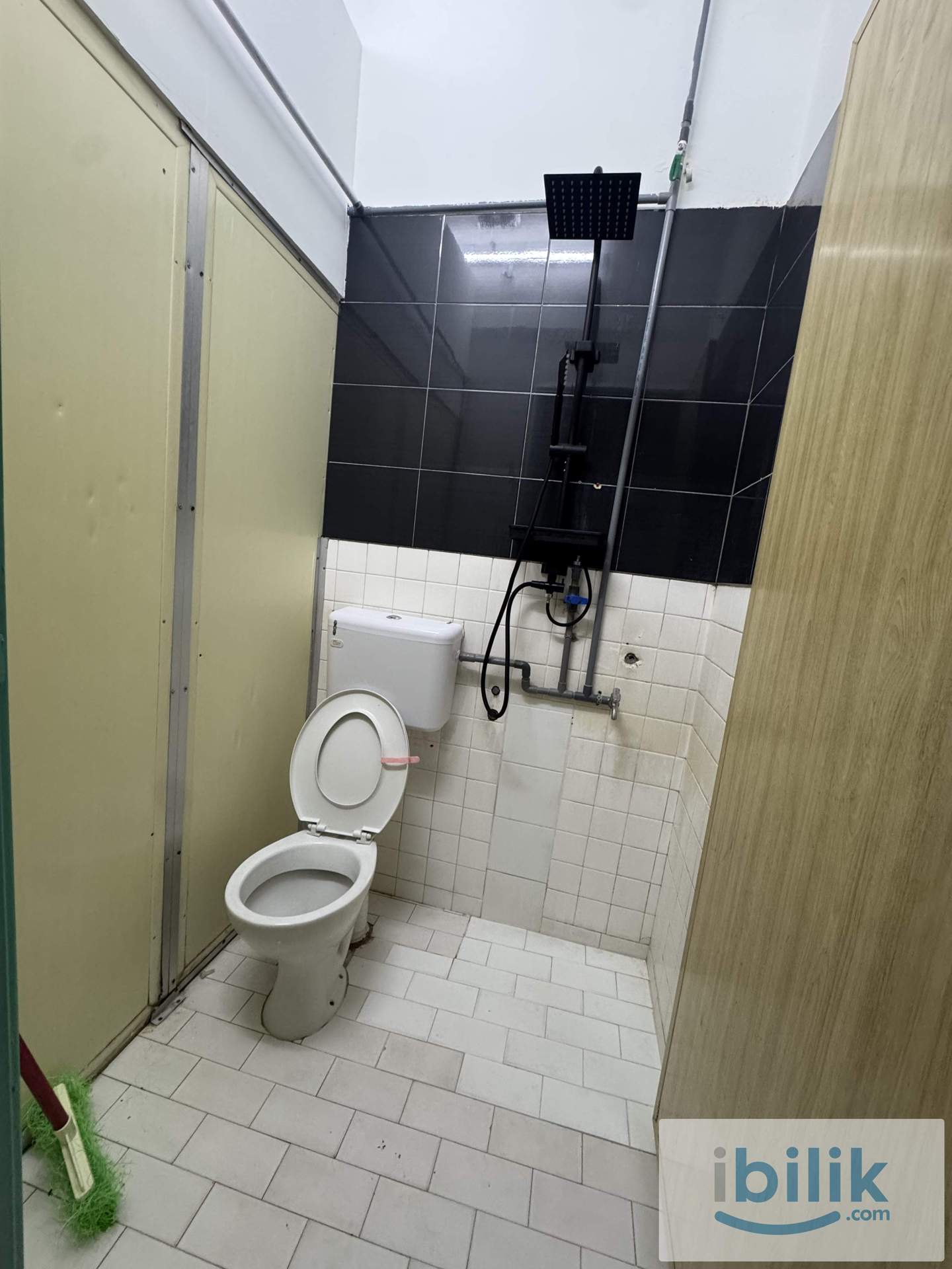 📍3 Mins to Berjaya Times Square🔥Fully Furnished🔥Zero Deposit Master Room‼️ - Image 5