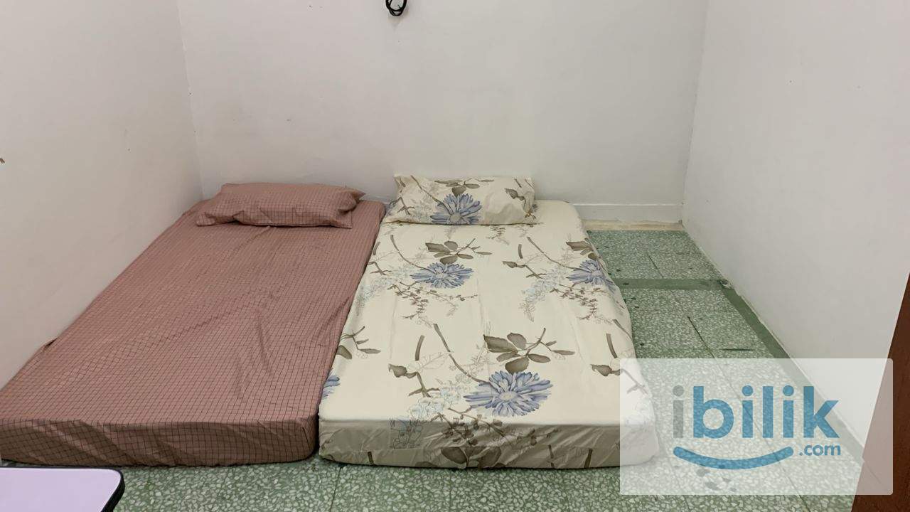 📍2 Mins to MyTown🔥Newly Renovated Fully Furnished🔥Cozy and Secure Master Room‼️ - Image 4