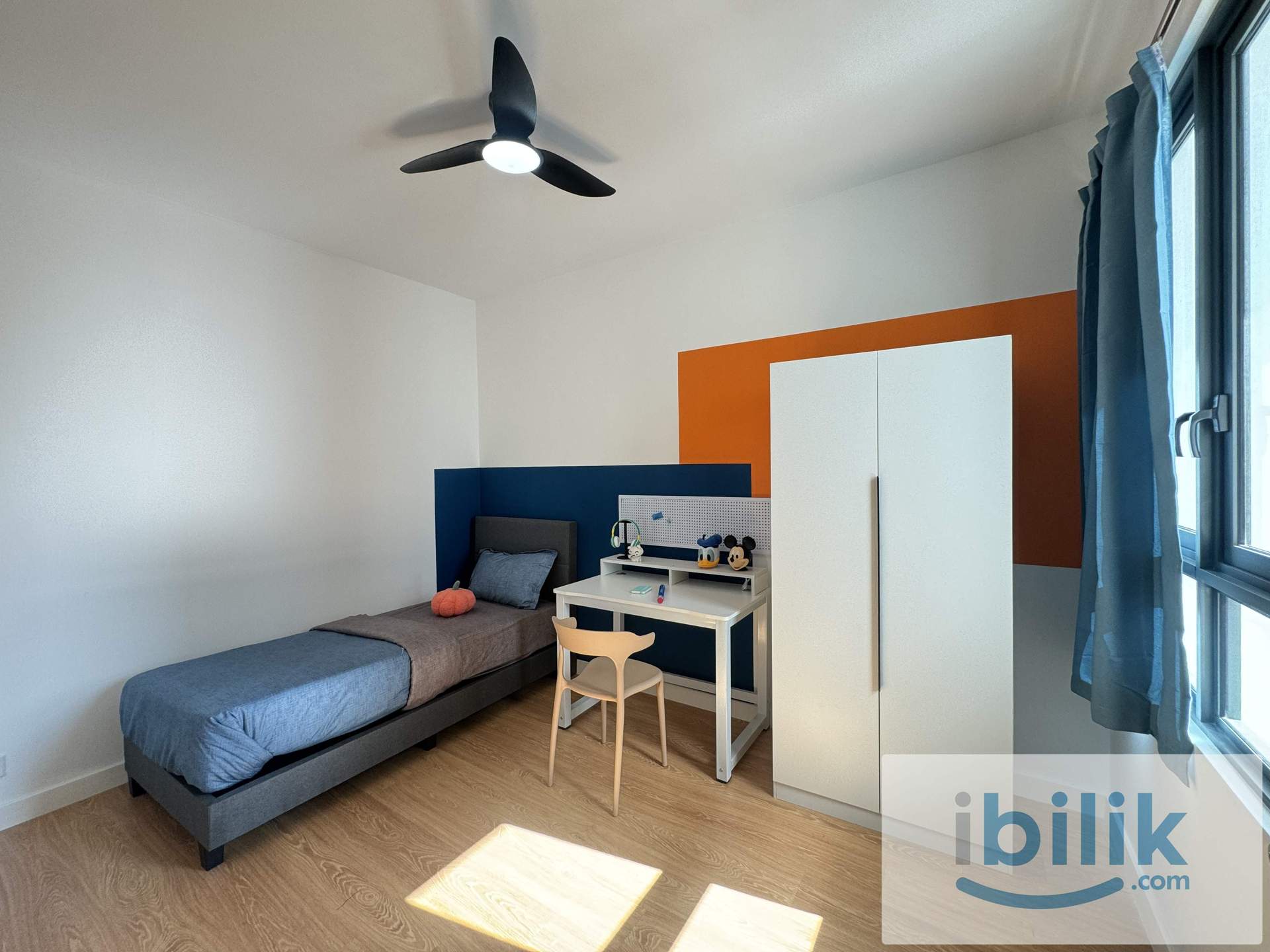Fully Furnished Medium Room [Female Unit]  Edumetro Condominium, Subang Jaya - Image 2