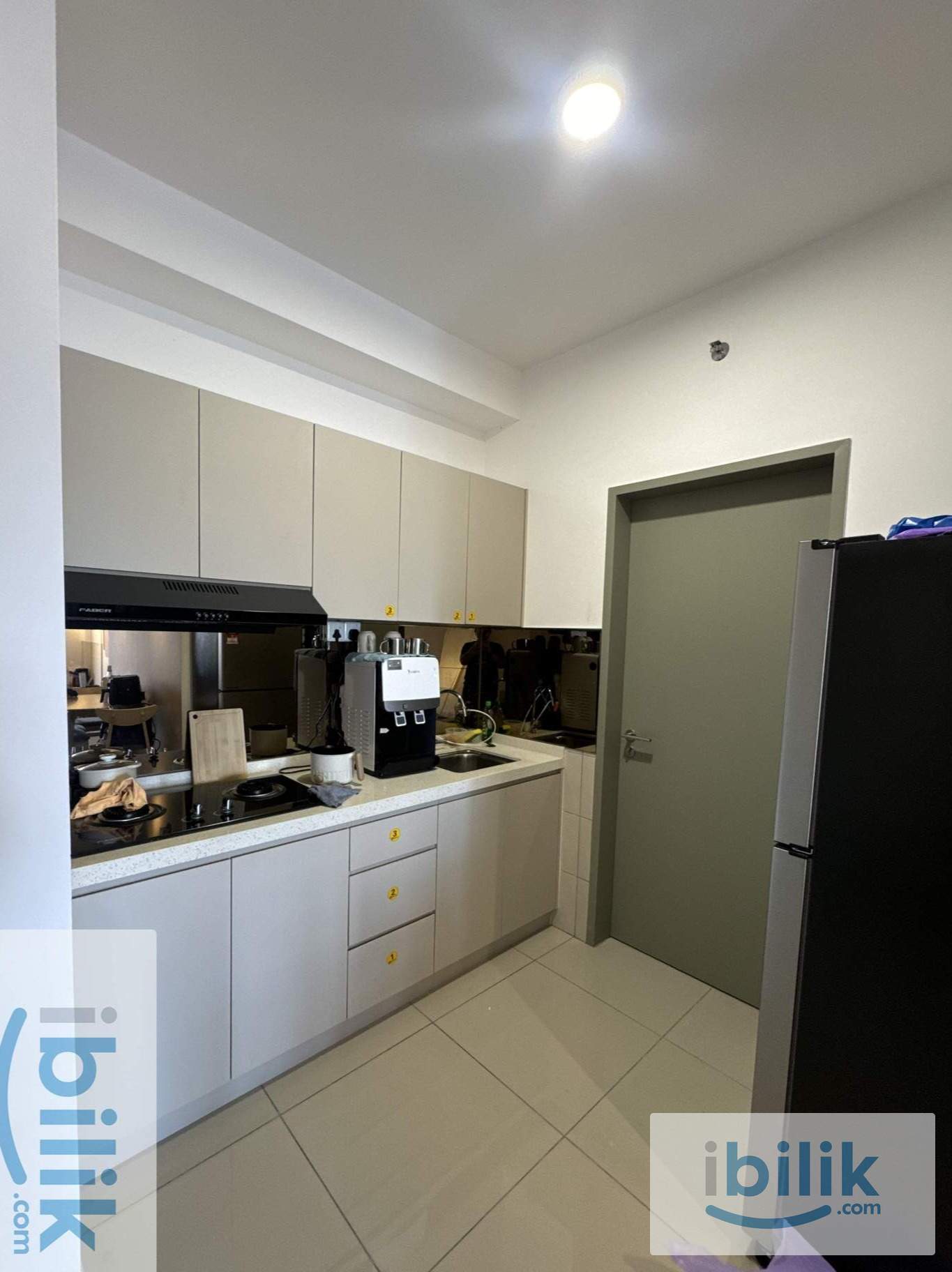 [FEMALE UNIT] Medium Room D’Vervain Residences - Image 4