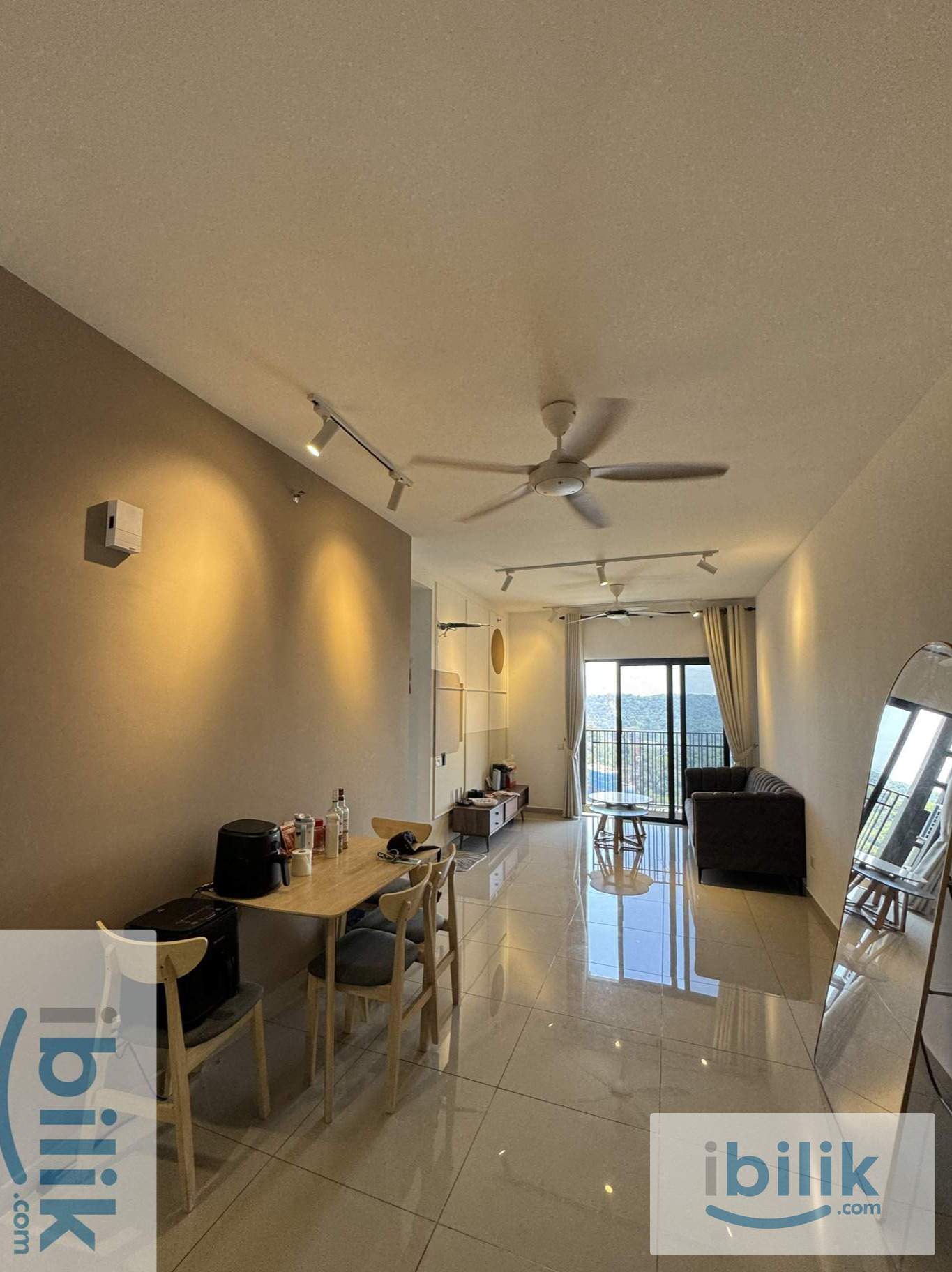 [FEMALE UNIT] Medium Room D’Vervain Residences - Image 5
