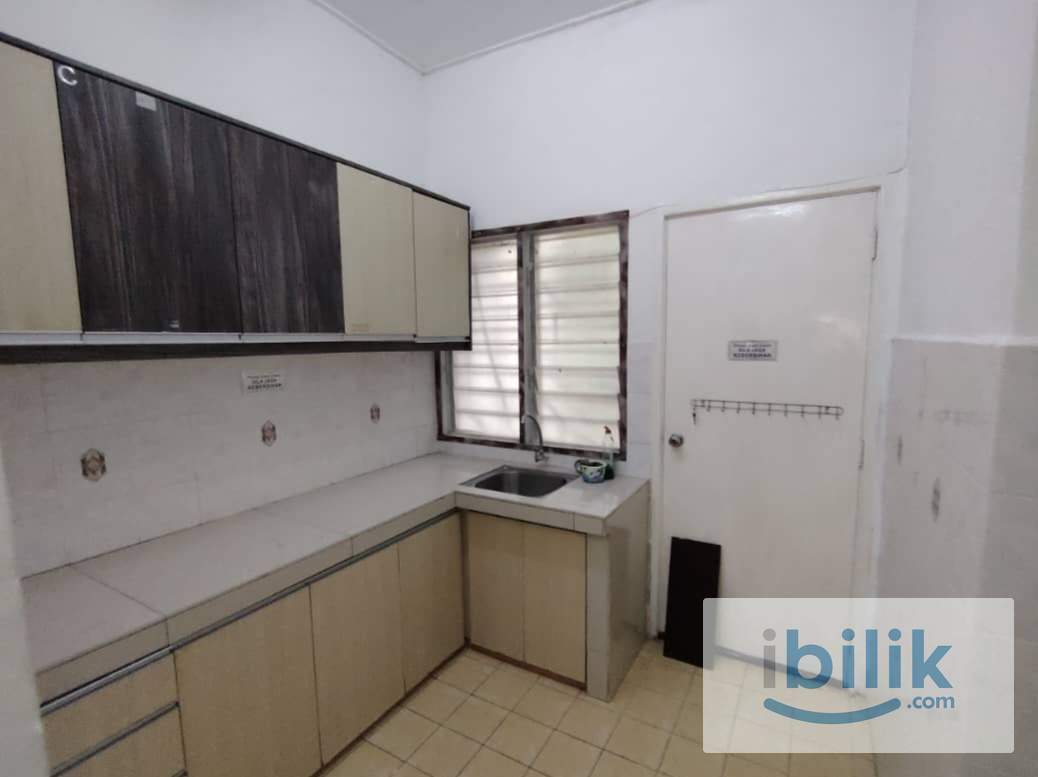 Cyberjaya @ Middle Room to Rent - Image 7
