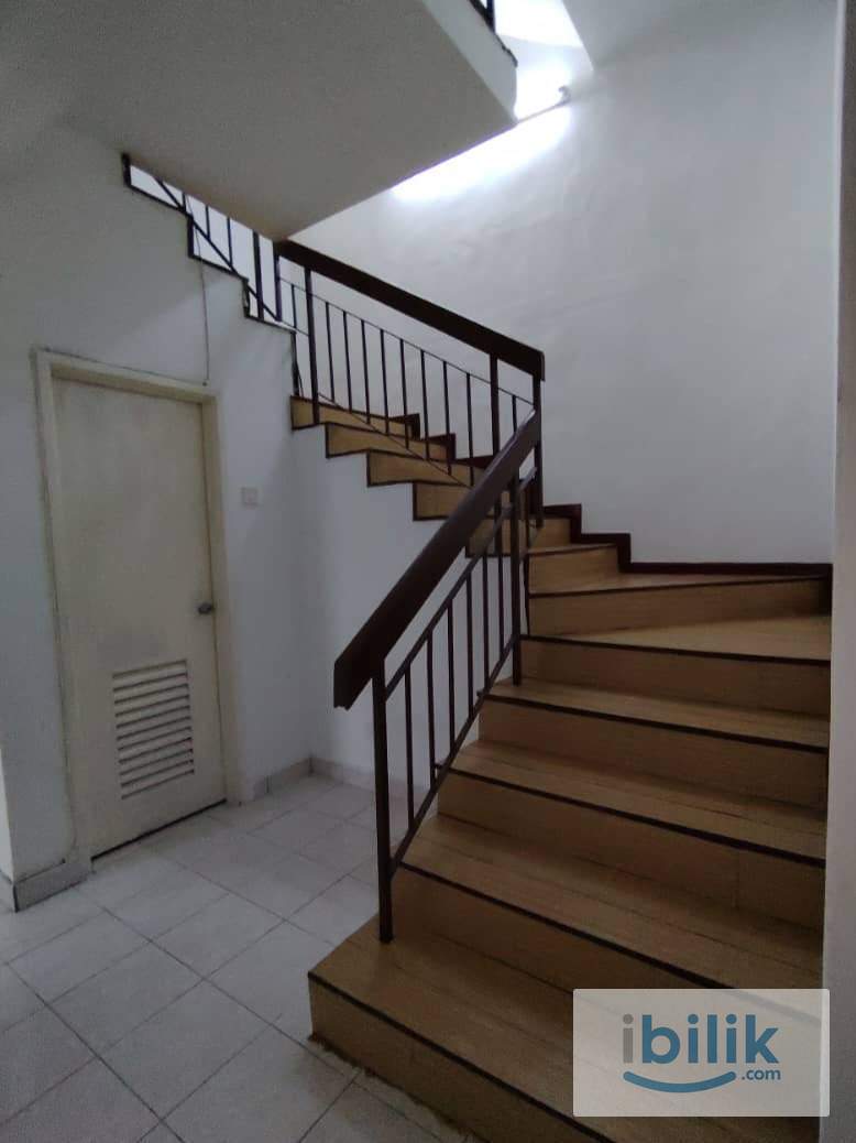 Cyberjaya @ Middle Room to Rent - Image 7