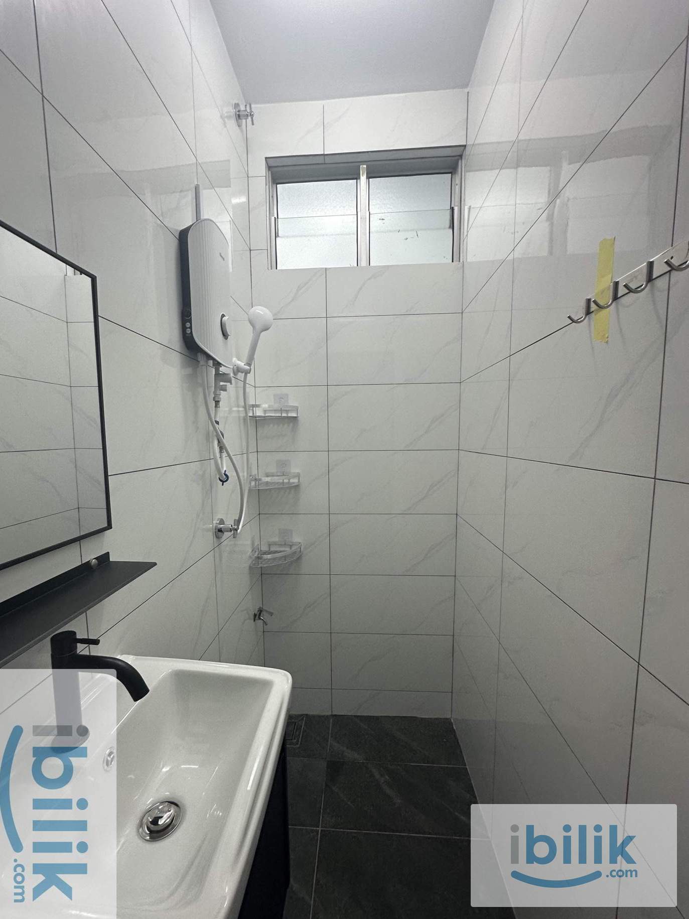 Small room include electric, water, WiFi  - Image 4