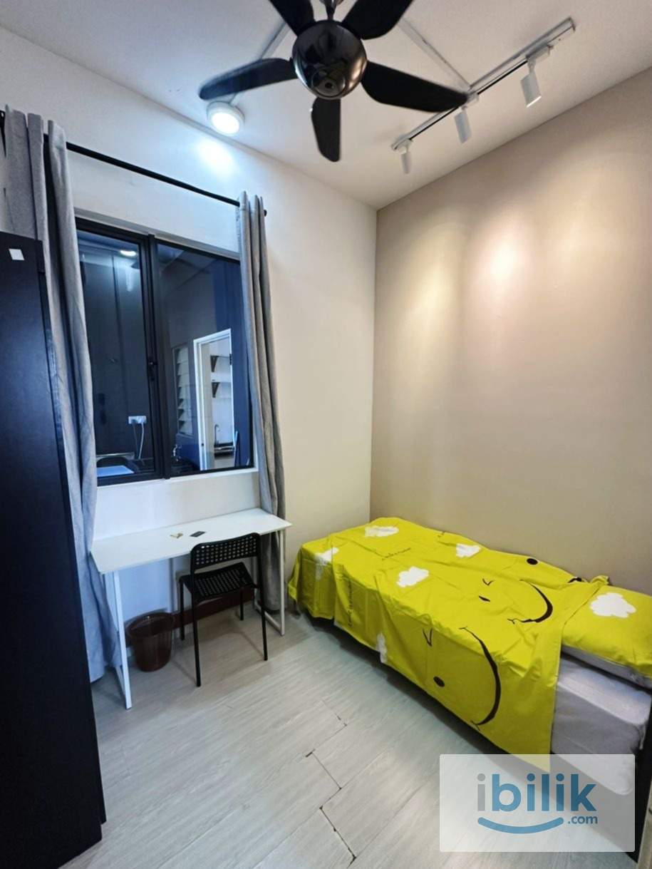 Single Room at The Hamilton Wangsa Maju 5mins walk to LRT Sri Rampai - Image 1