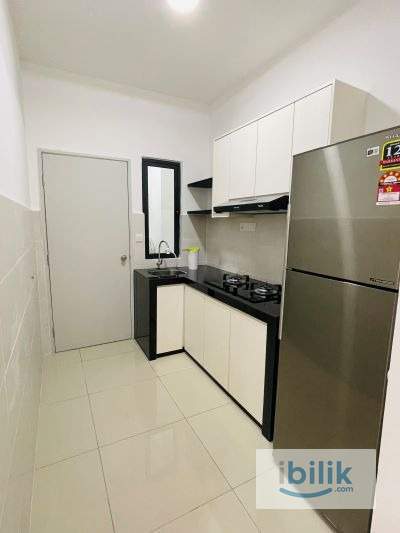 Medium Room at PV9 Setapak 5mins walk to LRT Melati - Image 5