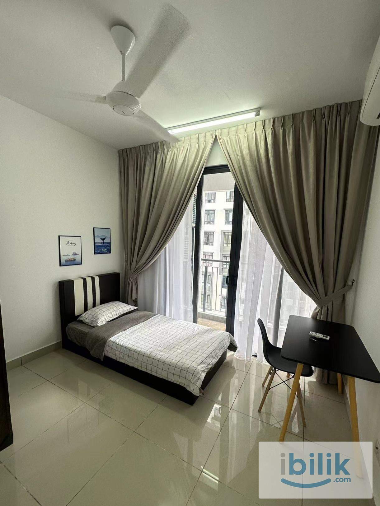 {Female Unit} Balcony Room at PV9 Setapak 5mins walk to LRT Melati - Image 1