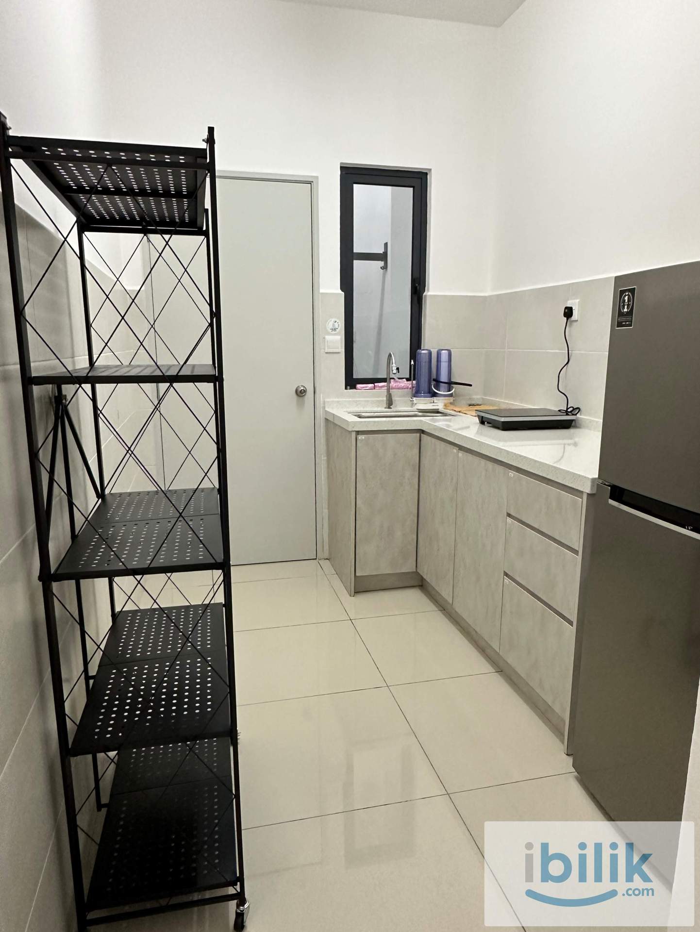 {Female Unit} Balcony Room at PV9 Setapak 5mins walk to LRT Melati - Image 5