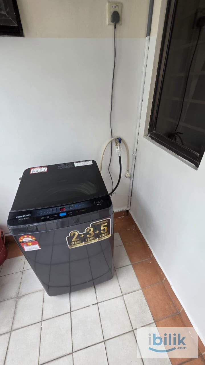 5-Min Walk to MRT Bandar Utama | Fully Furnished Large Room @ Pelangi Utama Block E (Bandar Utama) - Image 4