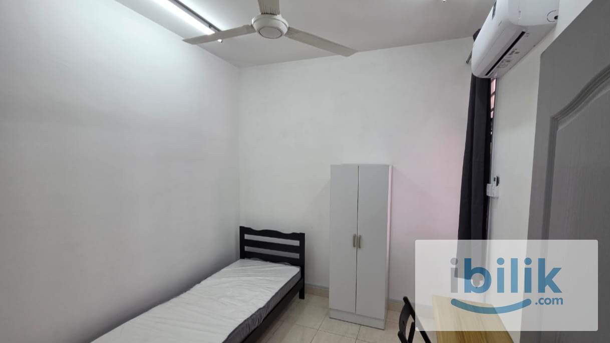 5-Min Walk to MRT Bandar Utama | Fully Furnished Super single Room @ Pelangi Utama Block E (Bandar Utama) - Image 1