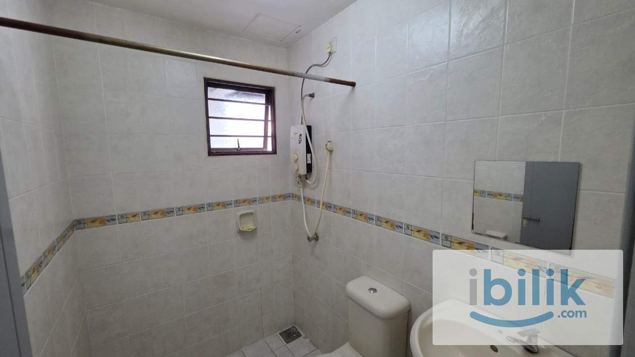 5-Min Walk to MRT Bandar Utama | Fully Furnished Balcony Single Room @ Pelangi Utama Block E (Bandar Utama) - Image 3