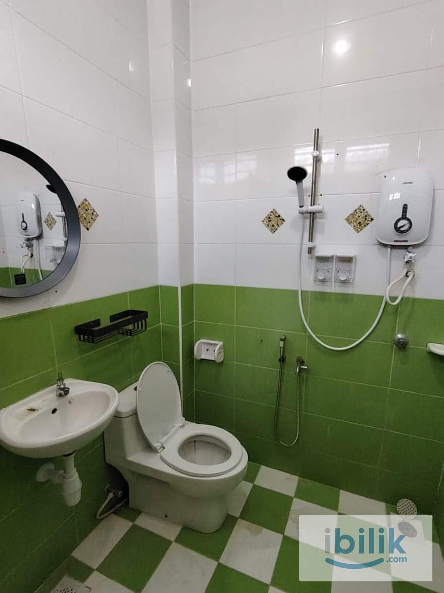 MODERN SPACIOUS FULLY FURNISHED SINGLE BED WITH ATTACHED BATH IDEAL FOR HUSM STUDENTS - Image 4