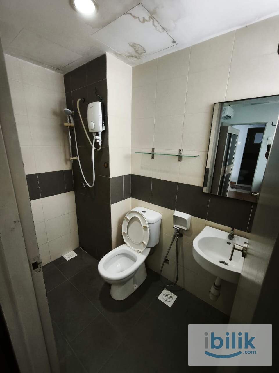 [LRT CHERAS] SERI PUTERI CONDOMINIUM - MIDDLE ROOM (OWN BATHROOM) (FEMALE) - Image 3