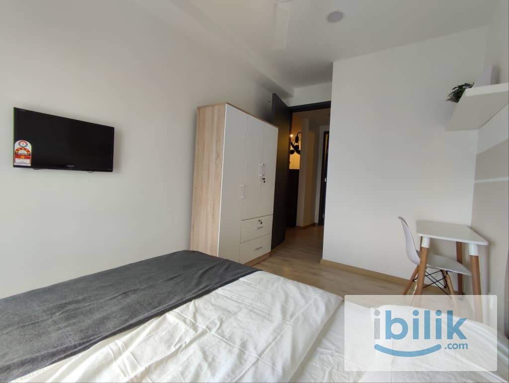 Non Sharing, Medium Room Balcony @ Kota Damansara - Image 3