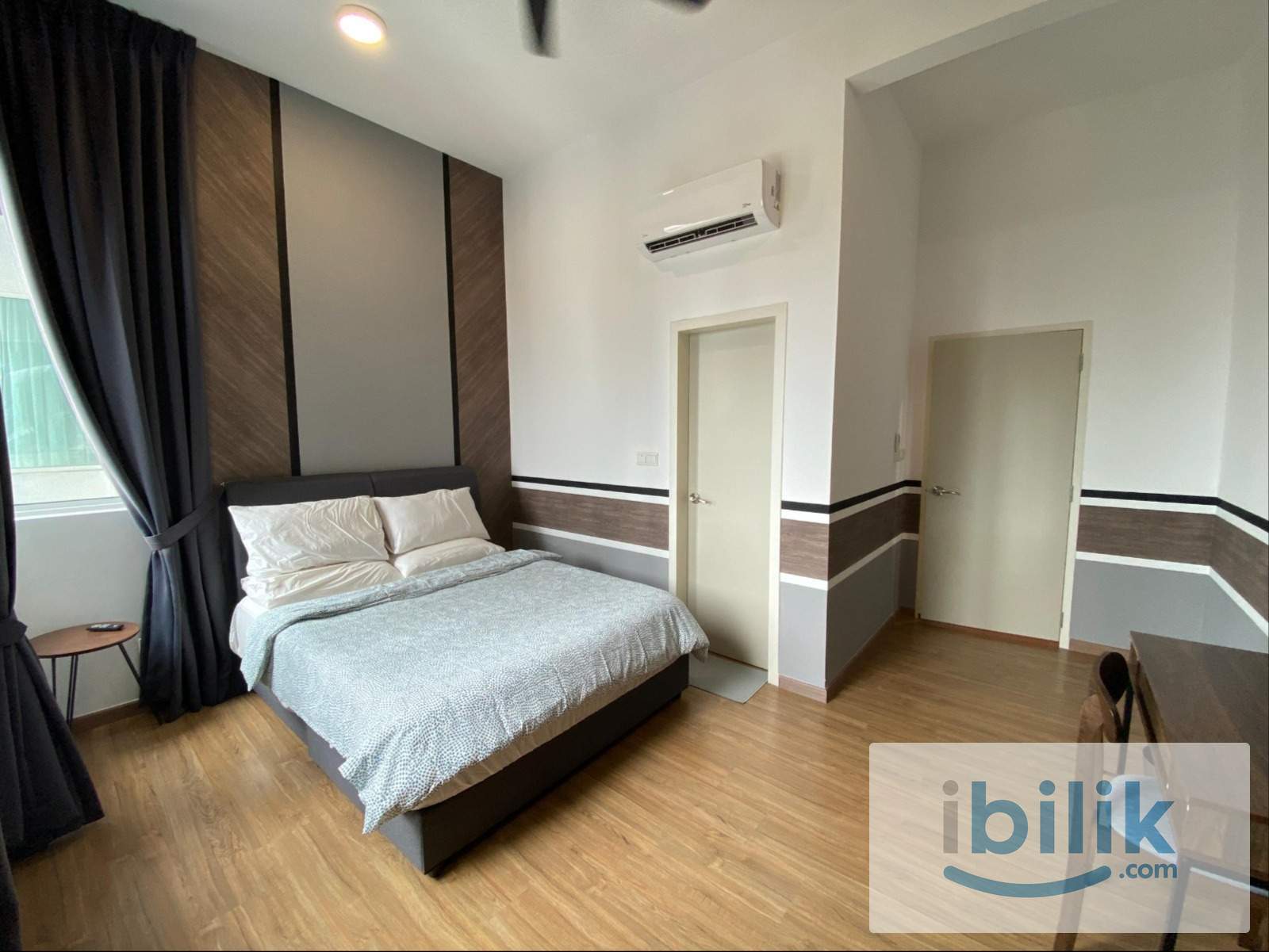 Female Master Room with Private Bathroom near MRT in KL - Image 1