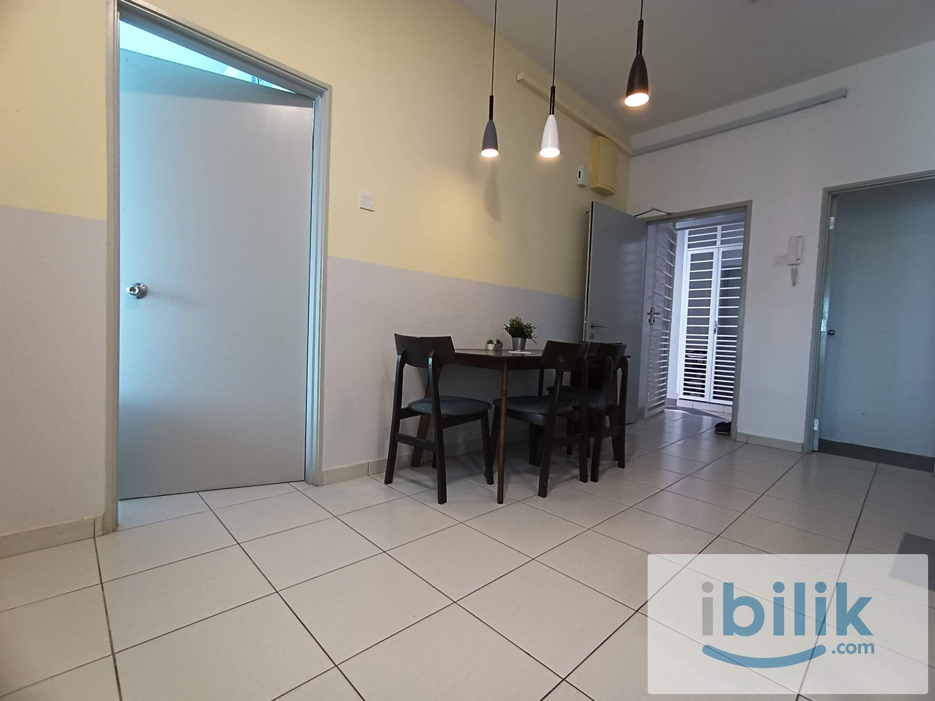 Single Room for Rent Near MRT  - Image 6