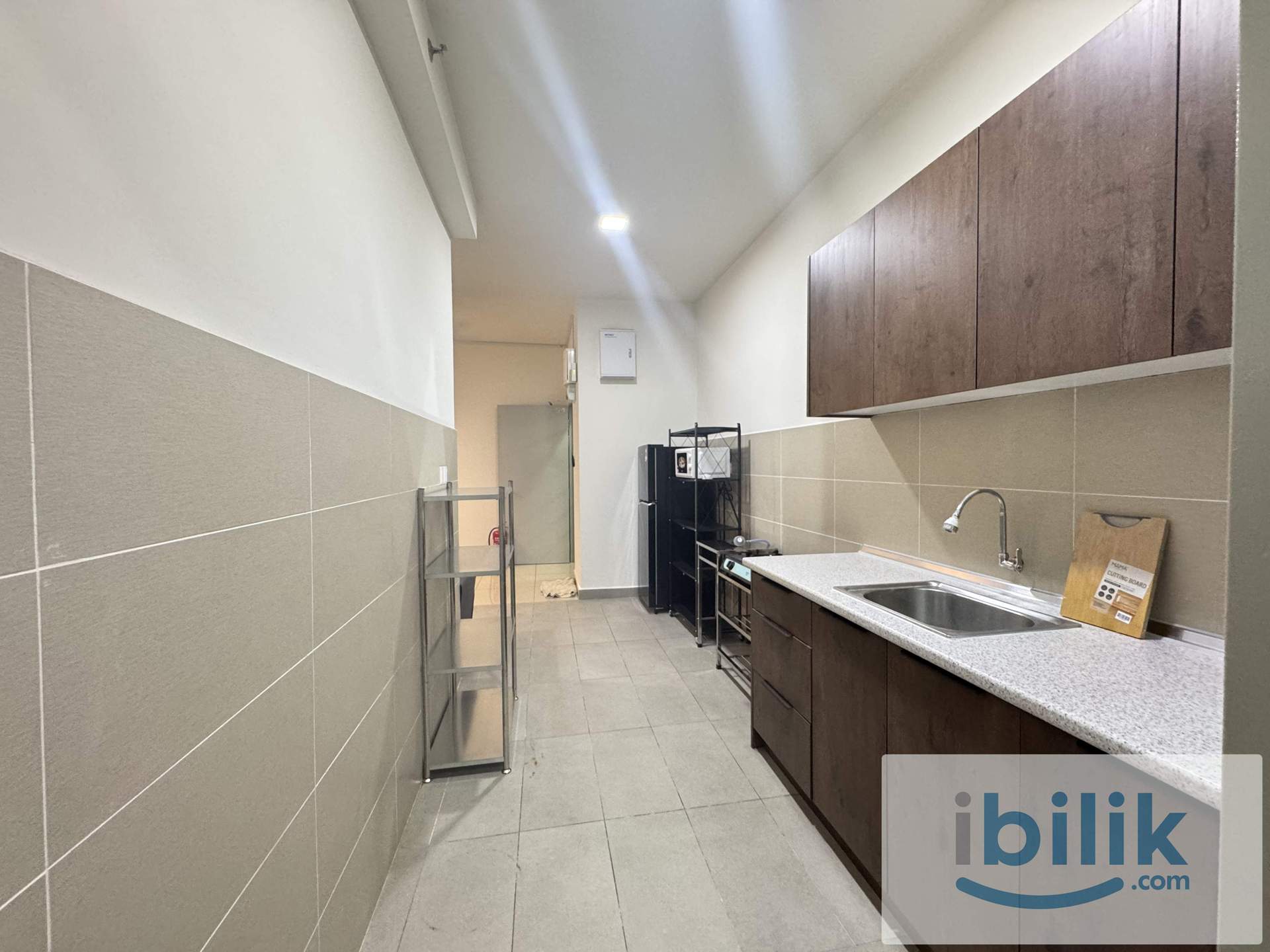 Masterbedroom Female For Rent @Near MRT Damansara Damai  - Image 10