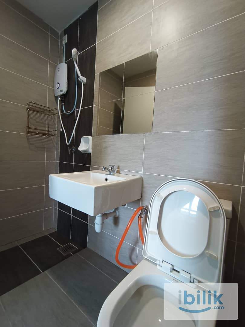 Female Single Room For Rent Walking Distance MRT Damansara Damai  - Image 4