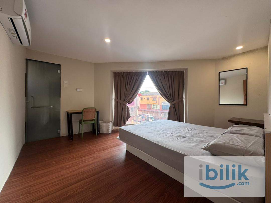 [Zero Deposit💥💥] Klang Middle Room | Fully Furnished | Near LRT | Wifi And Aircond Available - Image 3