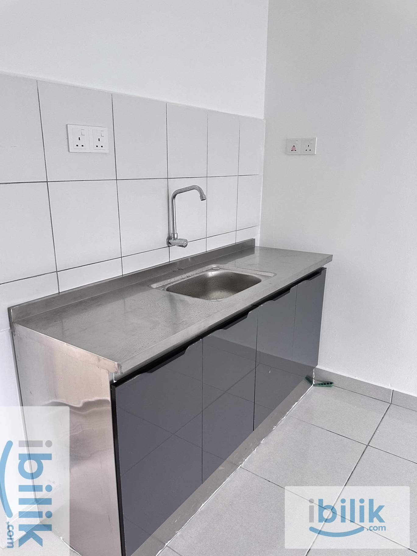 Master room at Fairview sg ara  - Image 4