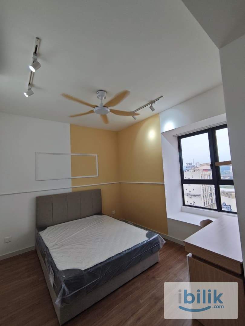 Master Room - Image 1