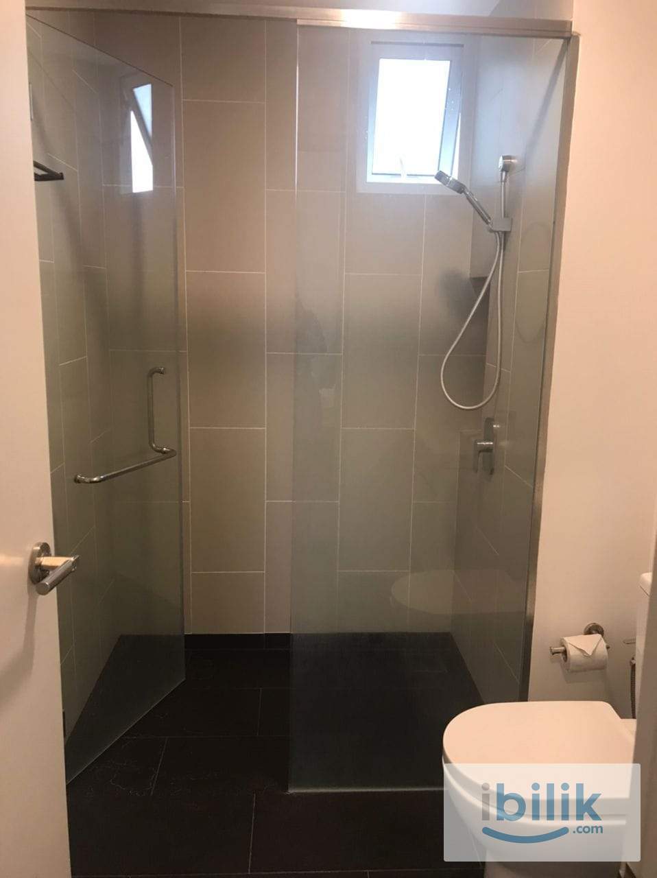 Middle Room - Image 4