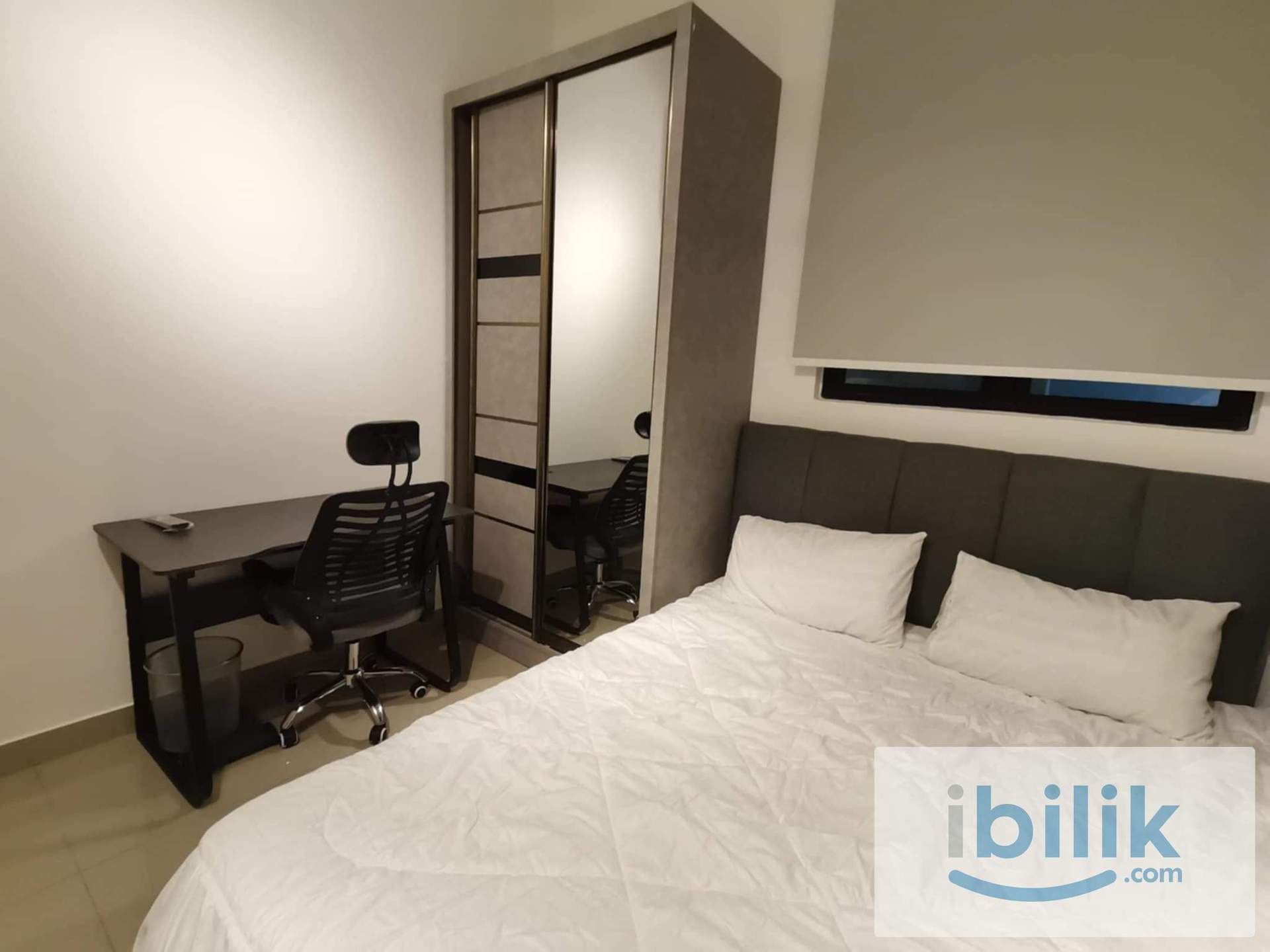 MIDDLE ROOM - LAVILE RESIDENCE - Image 1