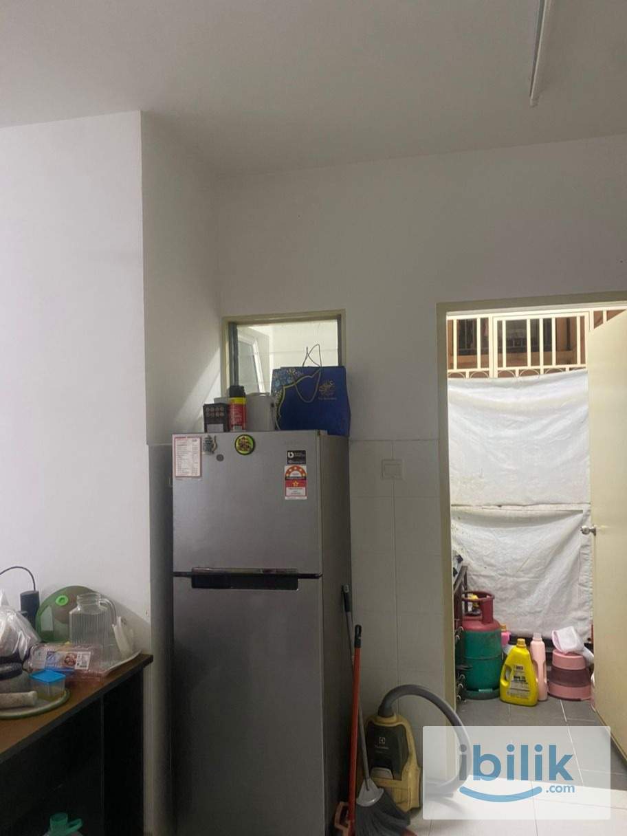 Single Middle Room (non-sharing) - Image 4