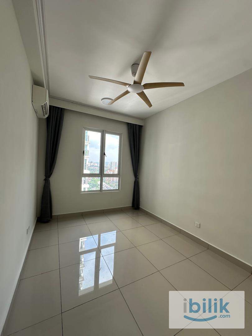Block A Level 22 Big room for rent  - Image 4