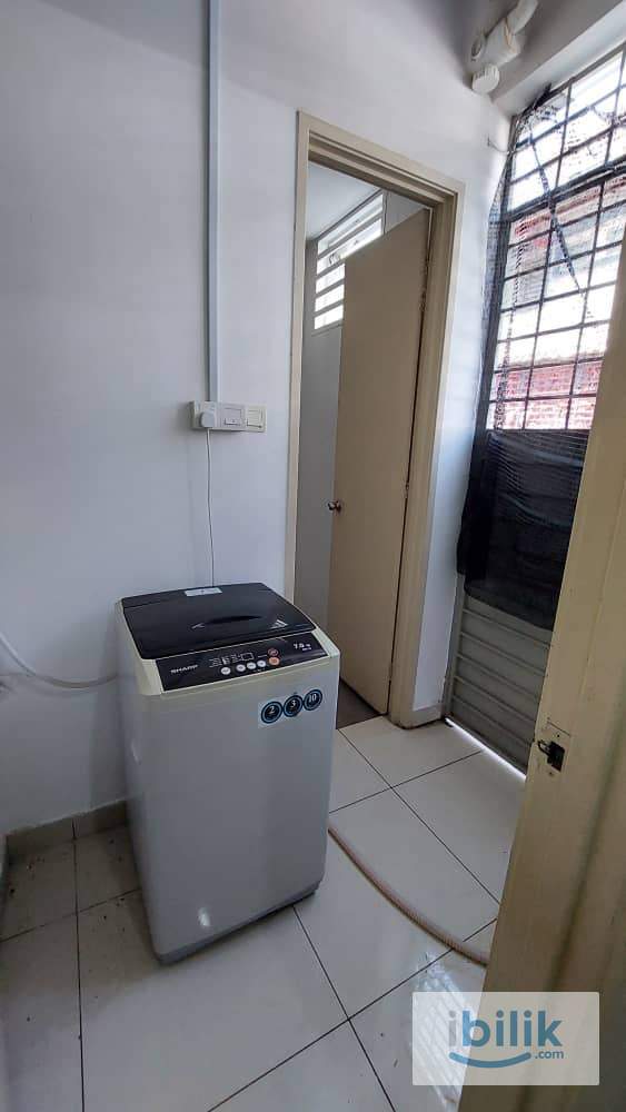 Room To Let - Image 5