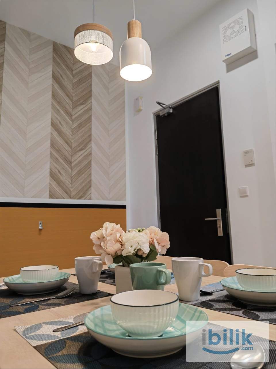 🏡🔥 Room Rental @ Astoria (ASR)  – Room 5 ✨ - Image 9