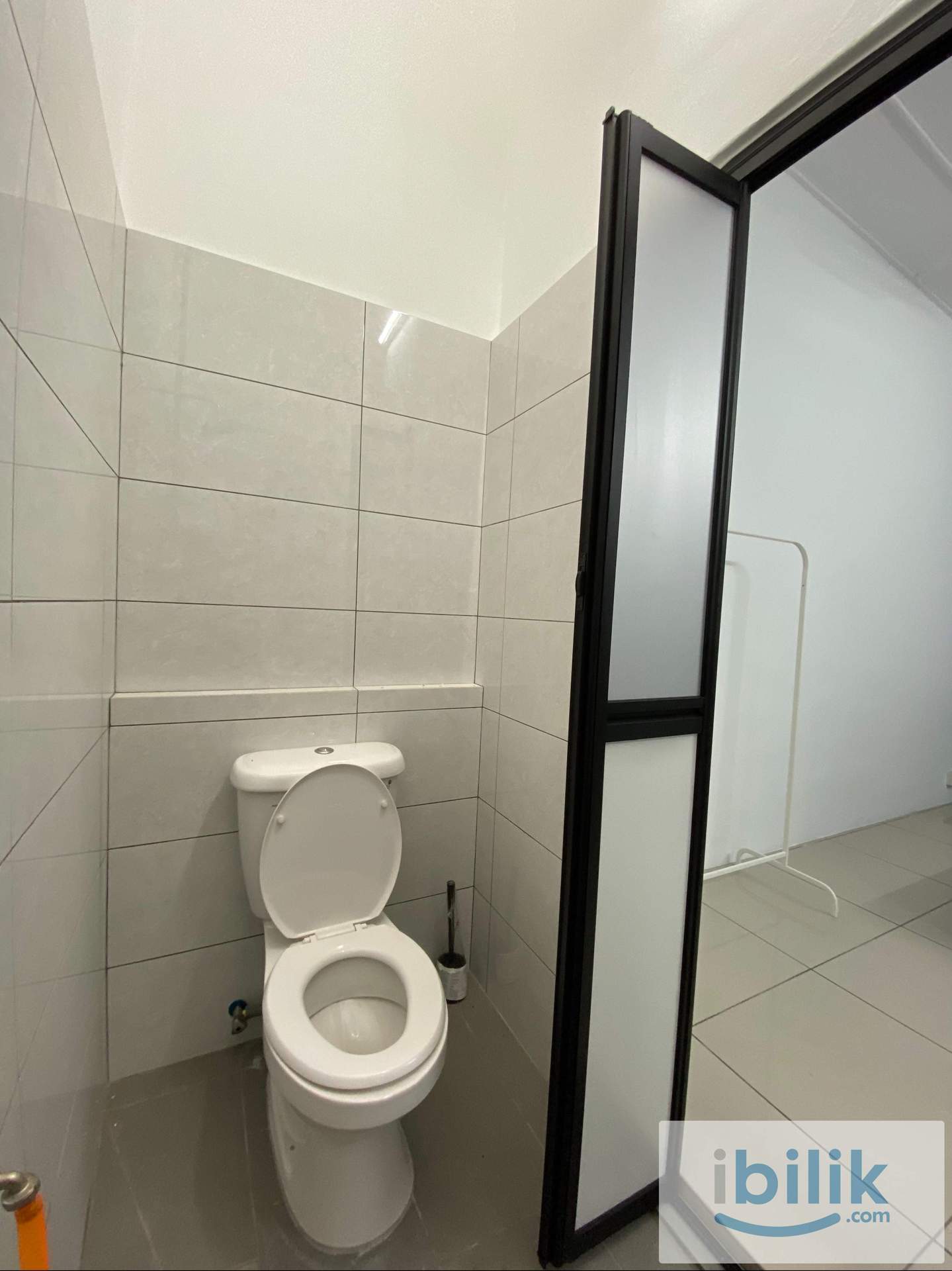 Master Room near PANTAI & HTAR Hospital (Klang) - Image 2