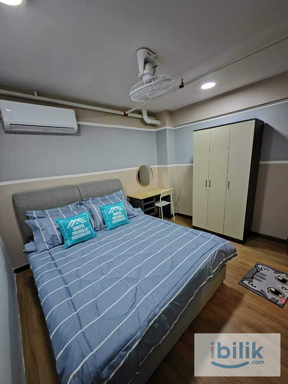 [FEMALE UNIT] PINNACLE RESIDENCE - MASTER BEDROOM - Image 1