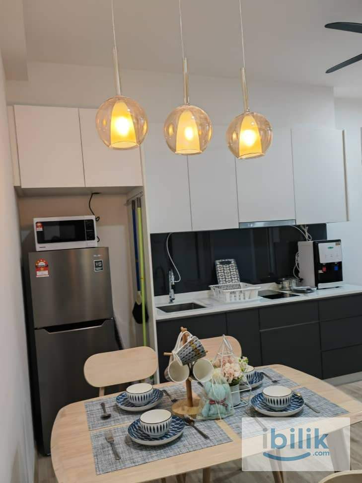 Middle Room For Rent @ Emporis Kota Damansara - Image 6