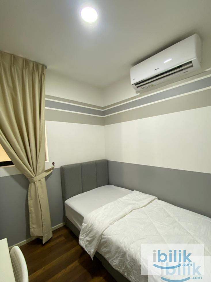 Female Unit Fully Furnished Small Room For Rent @ Sqwhere - Image 1