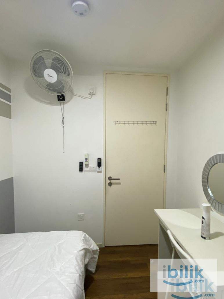 Female Unit Fully Furnished Small Room For Rent @ Sqwhere - Image 3
