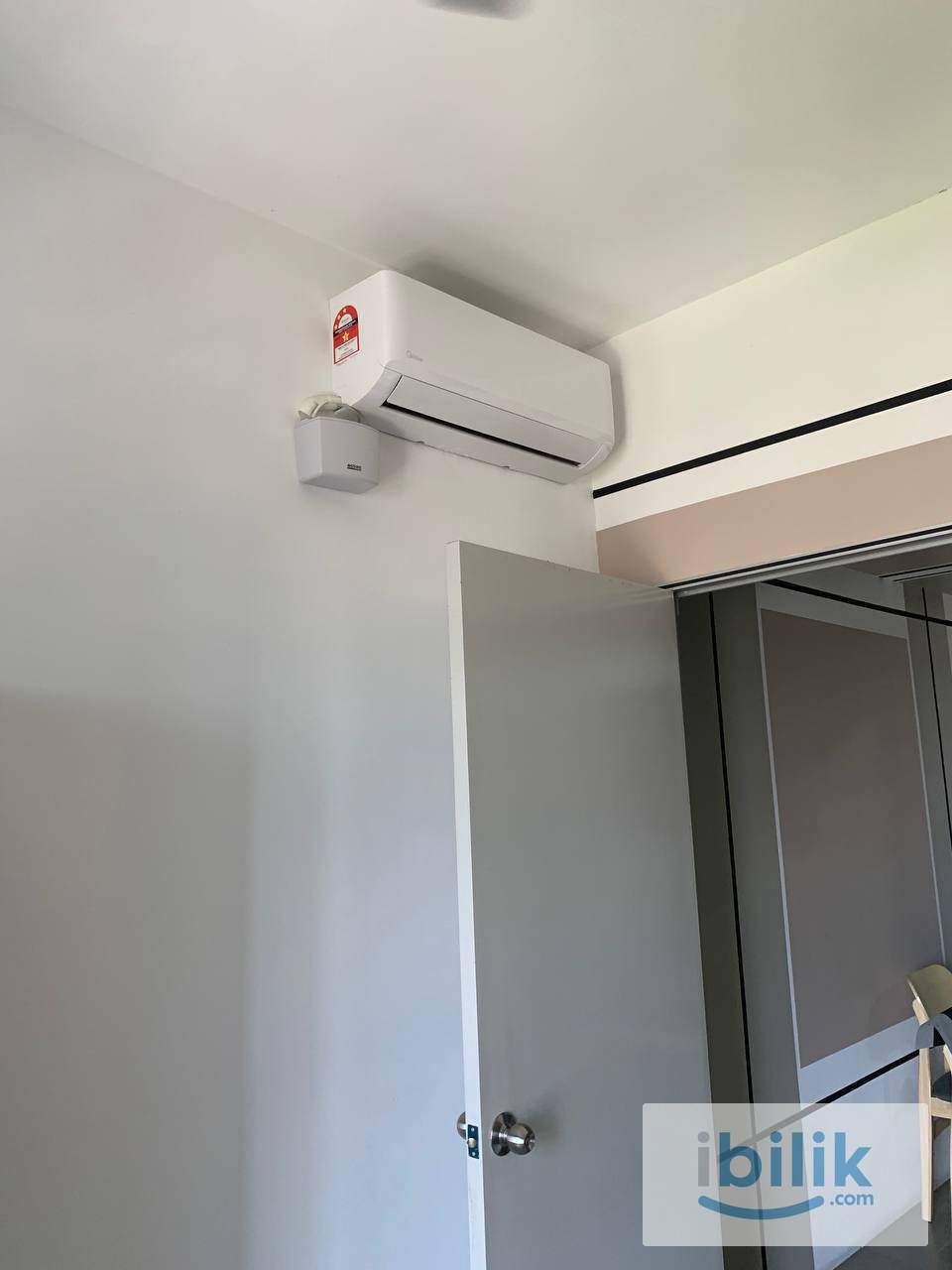 (MIXED UNIT) ENESTA RESIDENCE - MIDDLE ROOM - Image 2