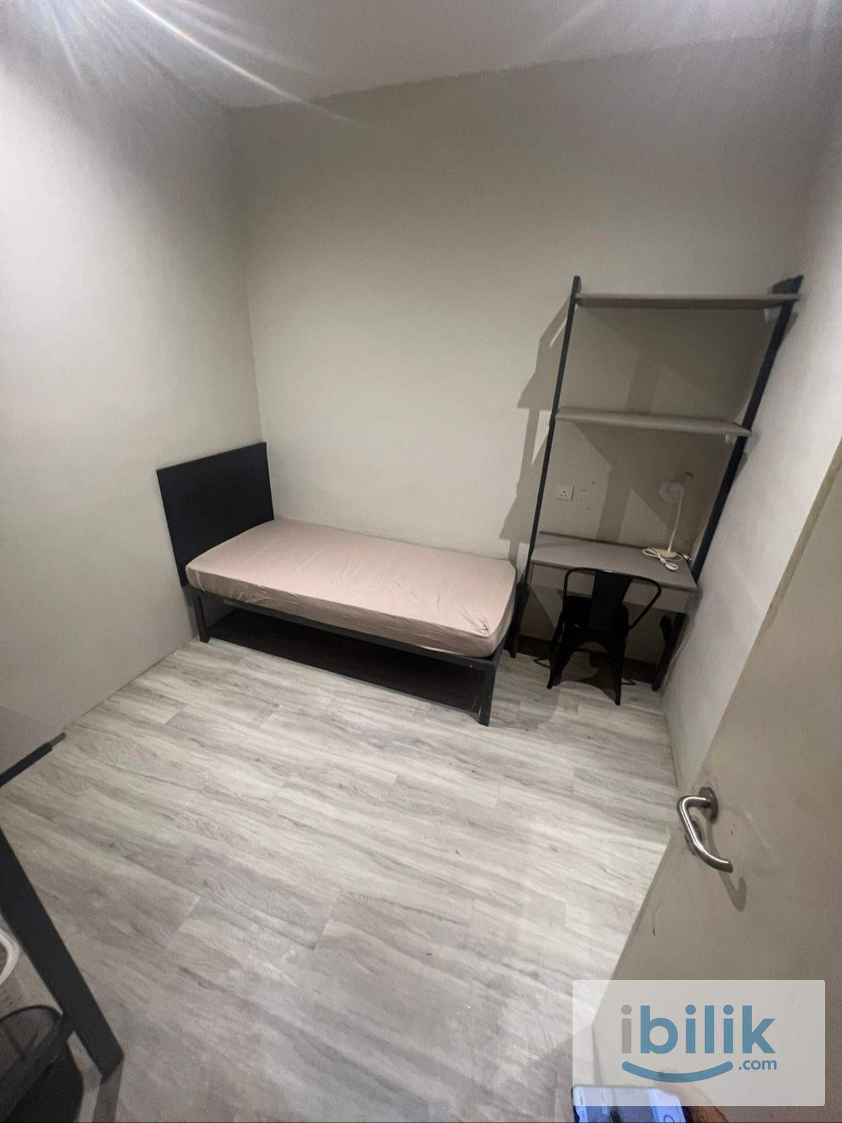 💥 NO DEPOSIT‼️ NO DEPOSIT‼️ 💥 😍 Premium Co-Living Room @ JL Co-Living 😍 🏨 Hotel-Style Living | Ready for Long Stay - Image 4