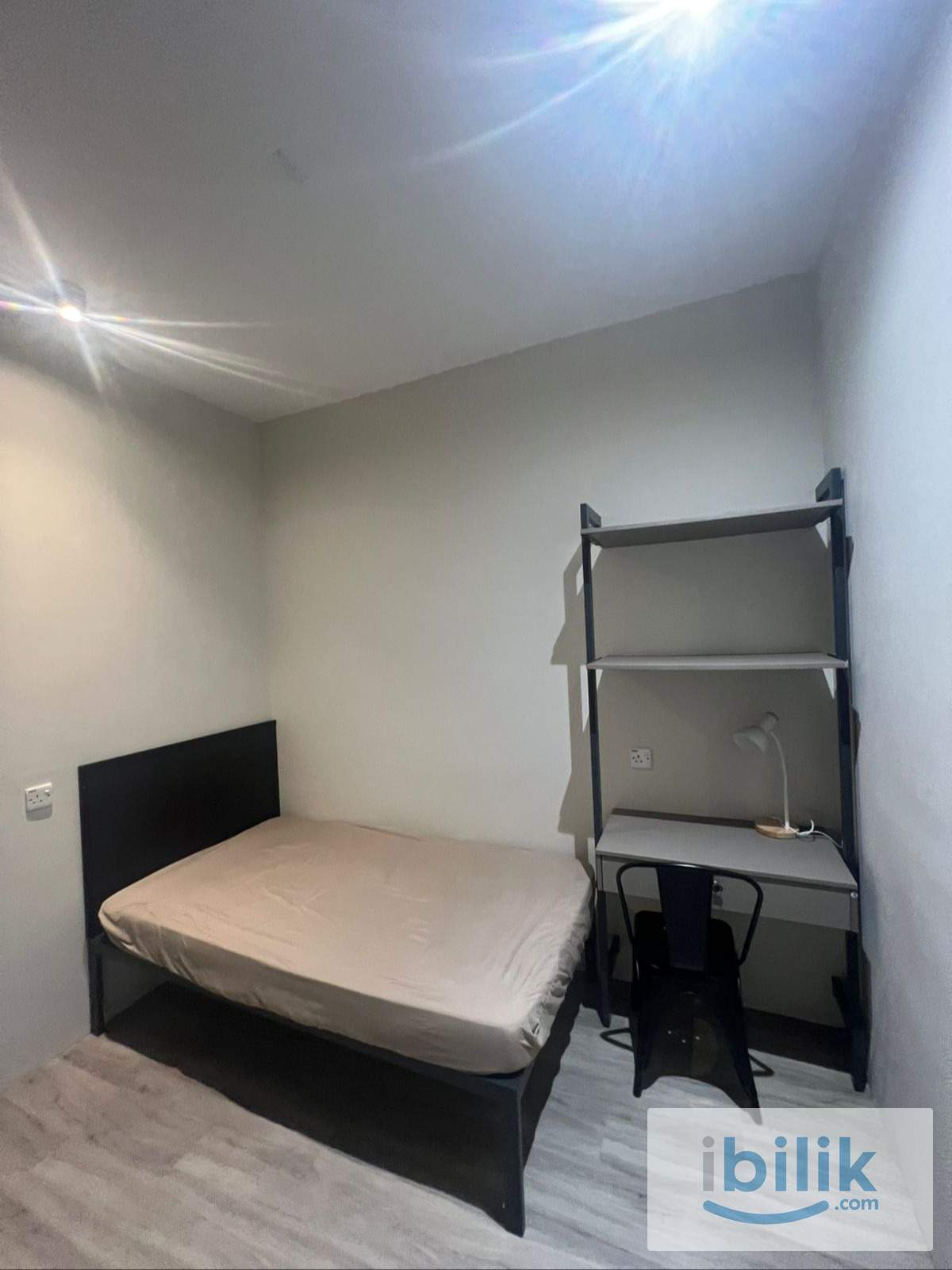💥 NO DEPOSIT‼️ NO DEPOSIT‼️ 💥 😍 Premium Co-Living Room @ JL Co-Living 😍 🏨 Hotel-Style Living | Ready for Long Stay - Image 1