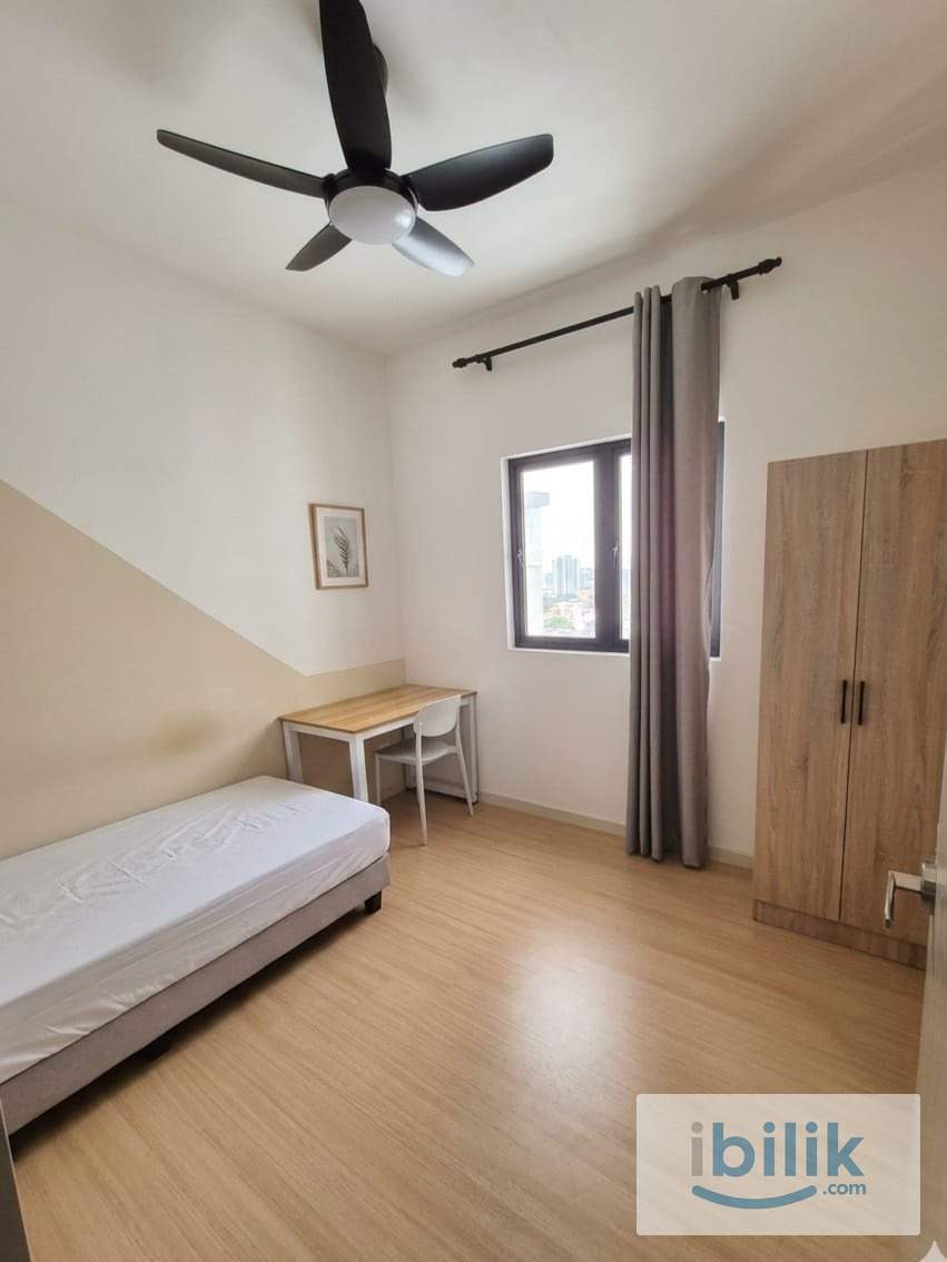 Room for Rent at M Luna Kepong: Quick MRR2, Free Shuttle Bus to MRT - Image 1