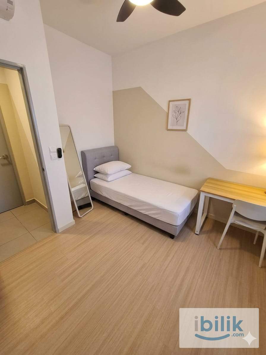 Room for Rent at M Luna Kepong: Quick MRR2, Free Shuttle Bus to MRT - Image 1