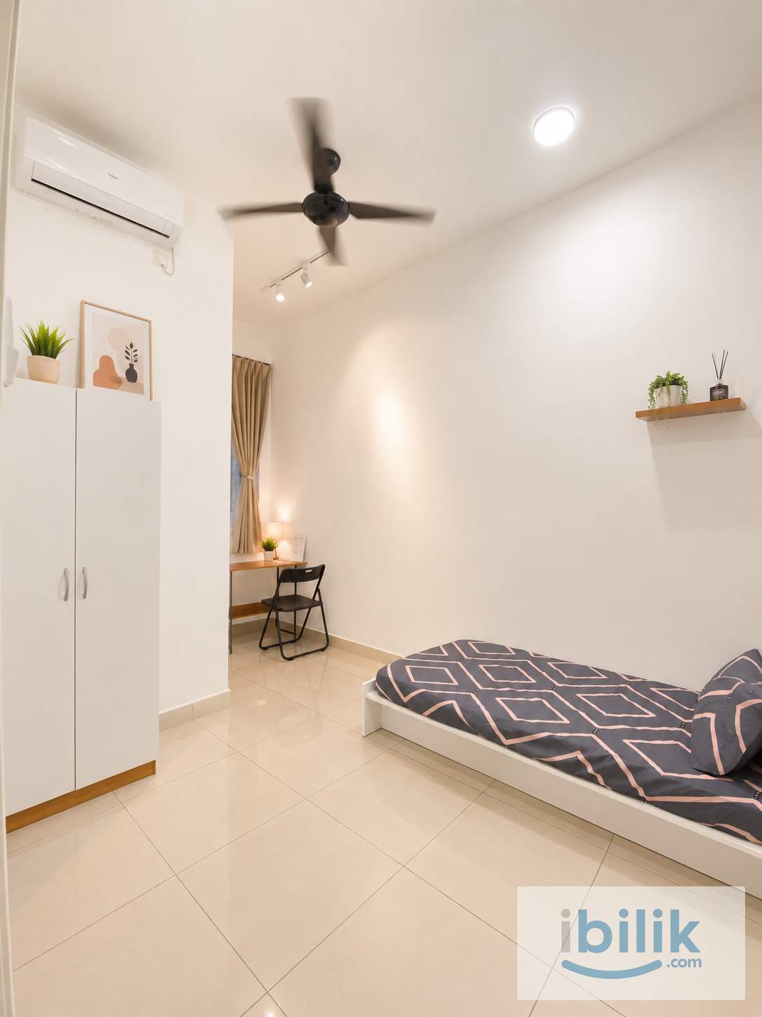 Newly renovated - Image 1