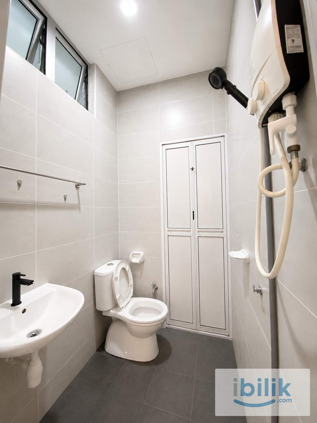 Newly renovated - Image 4