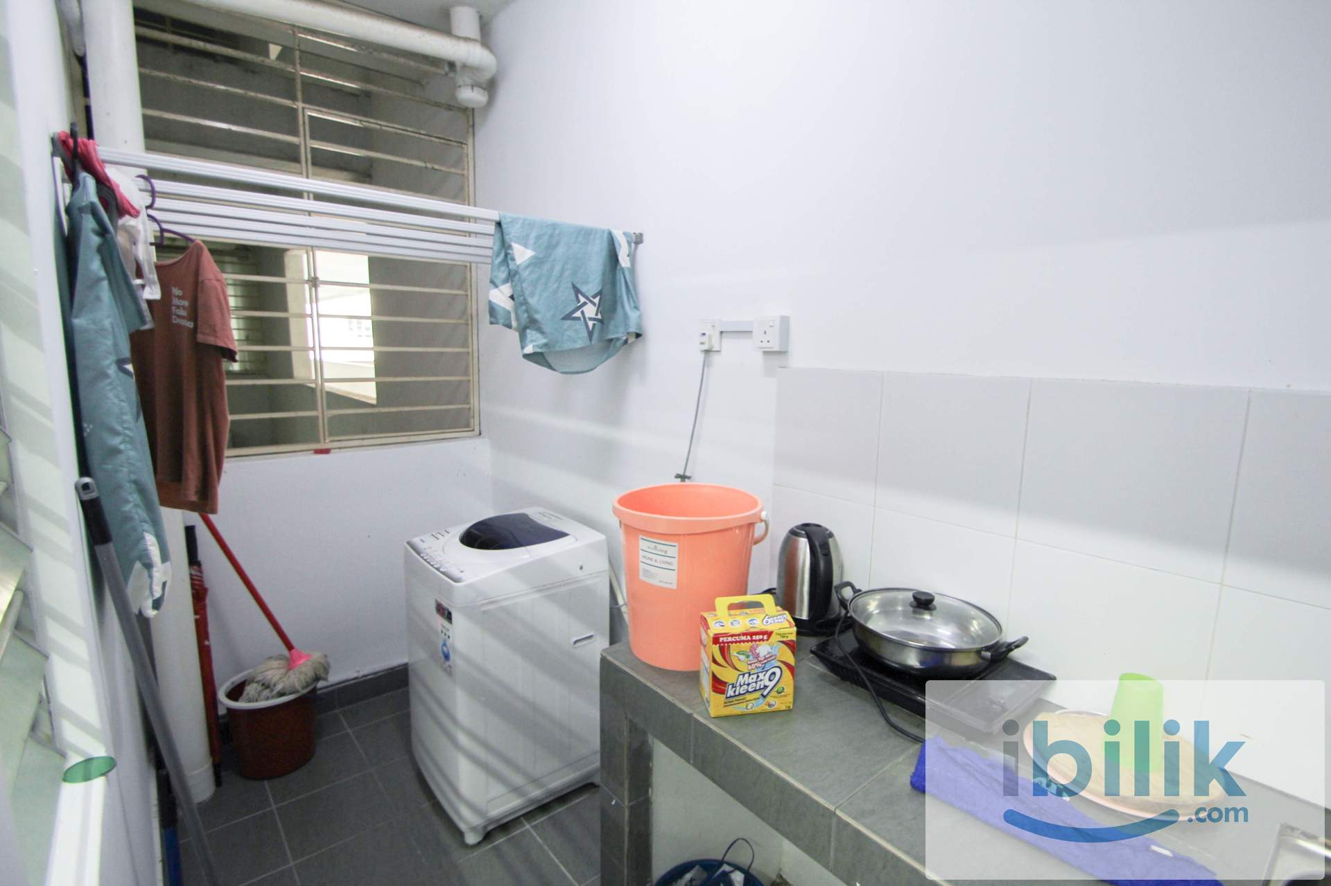 Medium Room for rent at Casa Residenza, Kota Damasara - Image 7