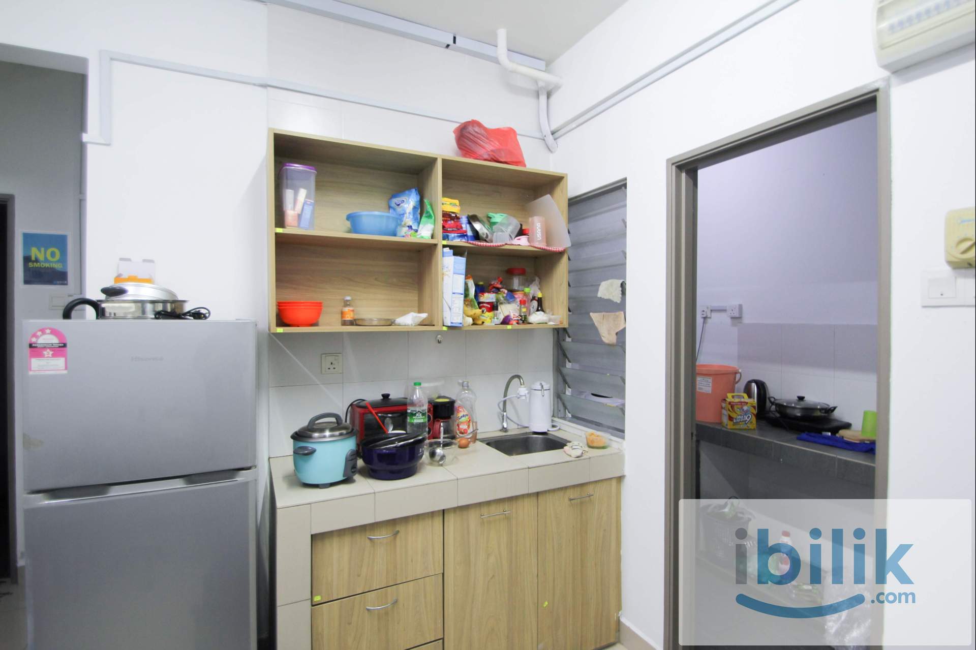 Medium Room for rent at Casa Residenza, Kota Damasara - Image 9