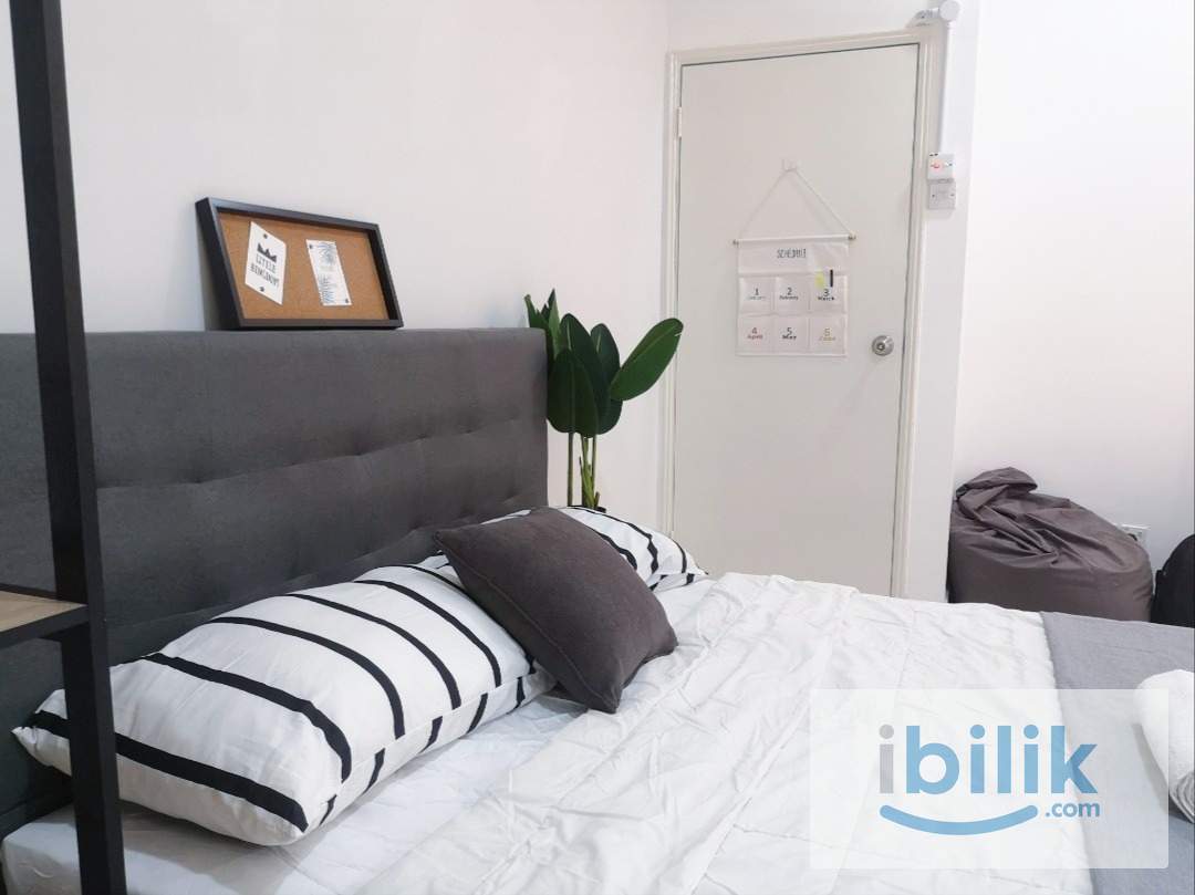 Master Room Private Bathroom with Window & A/C‼️‼️Near MRT‼️‼️ - Image 4