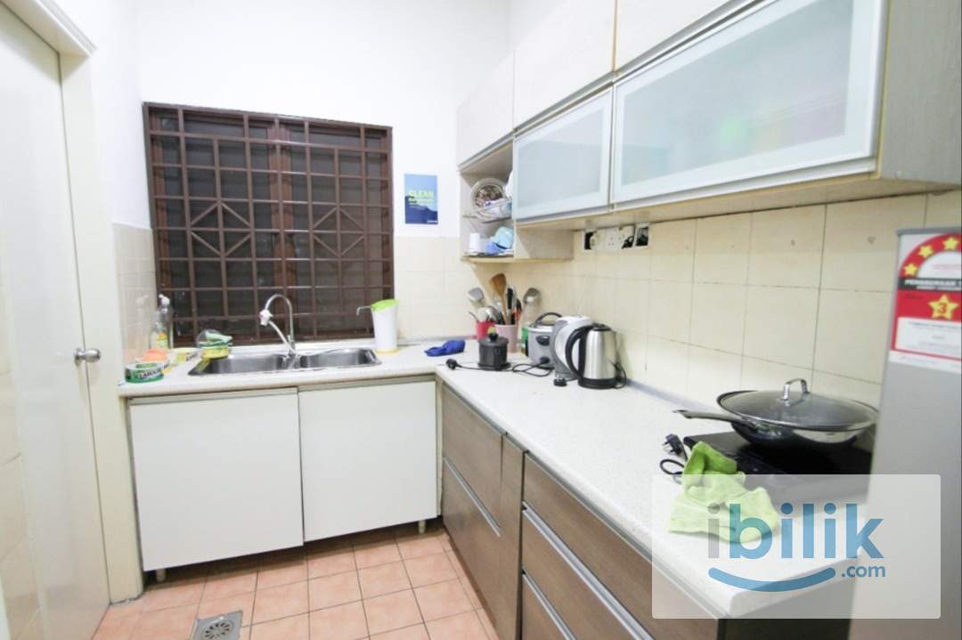 Master Room Private Bathroom with Window & A/C‼️‼️Near MRT‼️‼️ - Image 9
