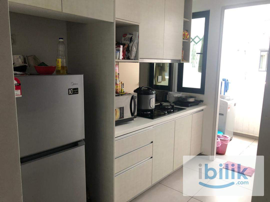  D'Sands Residence Medium Room‼️Near KTM‼️ - Image 4