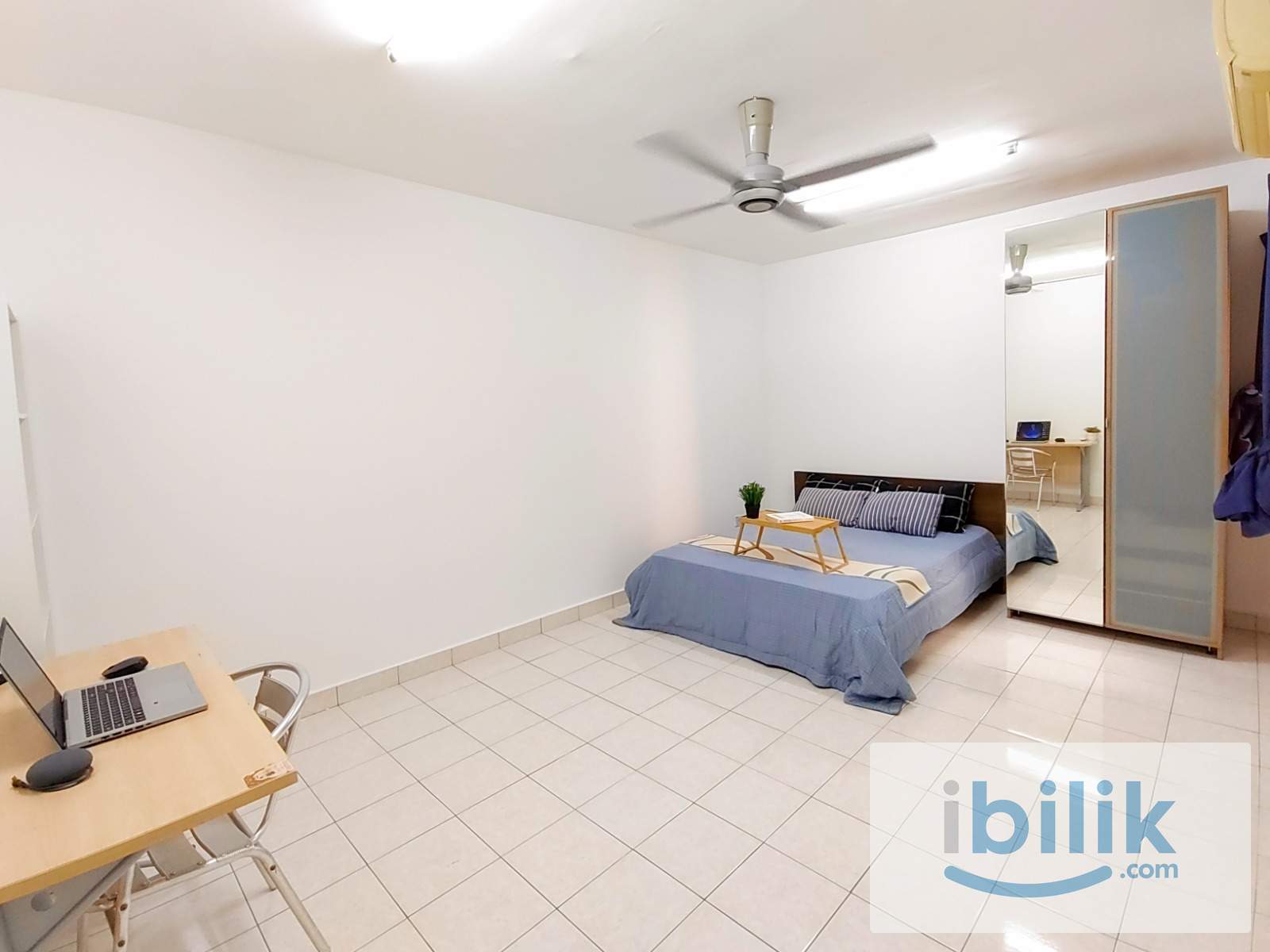 Include Utilities✅Fully Furnished😍Middle Queenbedroom with windows and AC located in Palm Spring, KD - Image 2